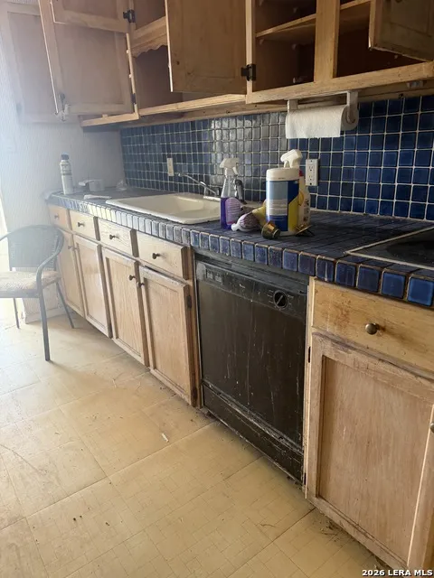 415 SE MAIN ST Stockdale, TX 78160