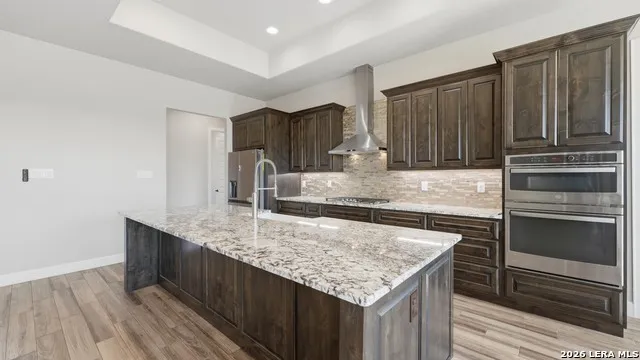 125 VALLEY VIEW DR La Vernia, TX 78121