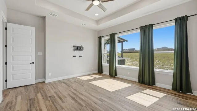 125 VALLEY VIEW DR La Vernia, TX 78121