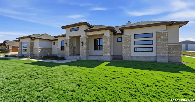 125 VALLEY VIEW DR La Vernia, TX 78121