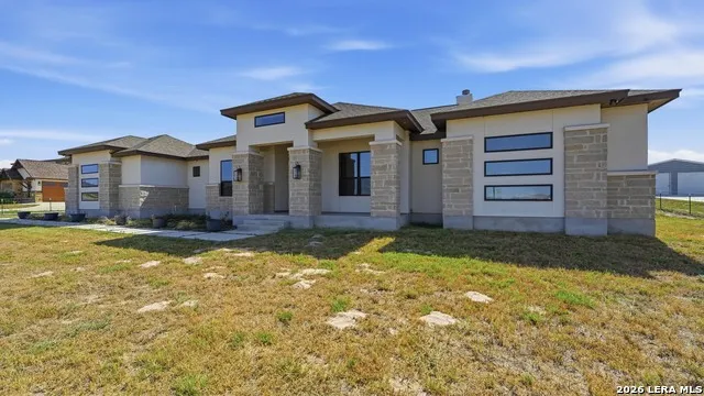 125 VALLEY VIEW DR La Vernia, TX 78121