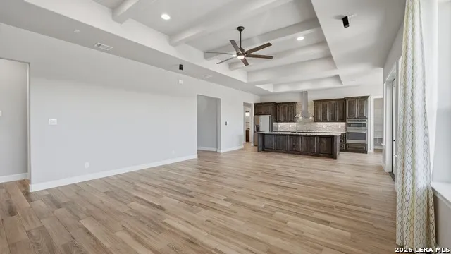 125 VALLEY VIEW DR La Vernia, TX 78121