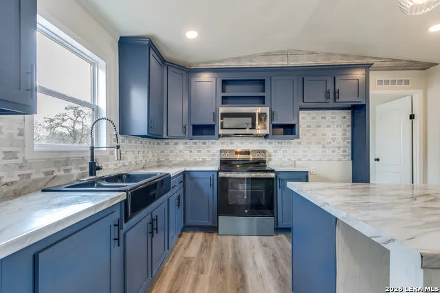 23403 Hickory Pass San Antonio, TX 78264