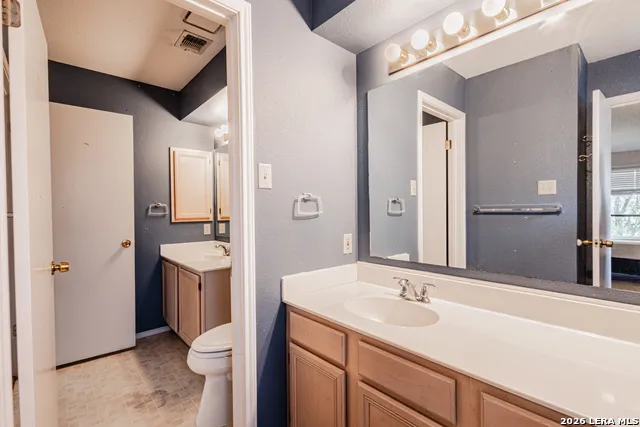 1262 BLUFF CREEK CIR New Braunfels, TX 78130