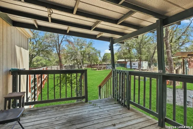 80 Michael Rd Poteet, TX 78064
