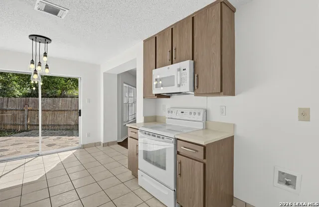 10002 SUNSET PL San Antonio, TX 78245