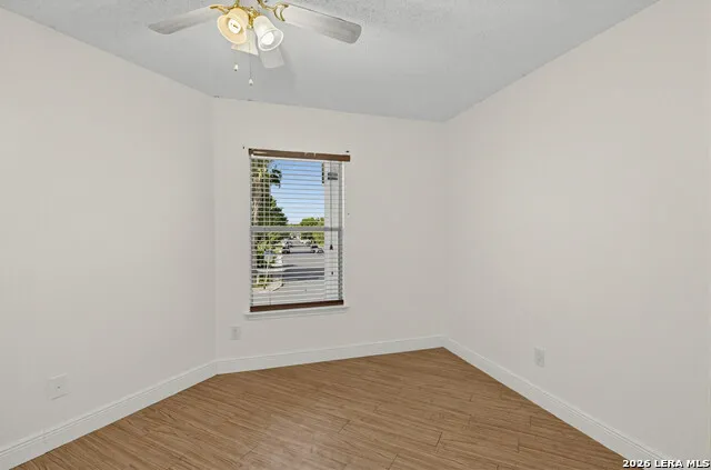 10002 SUNSET PL San Antonio, TX 78245
