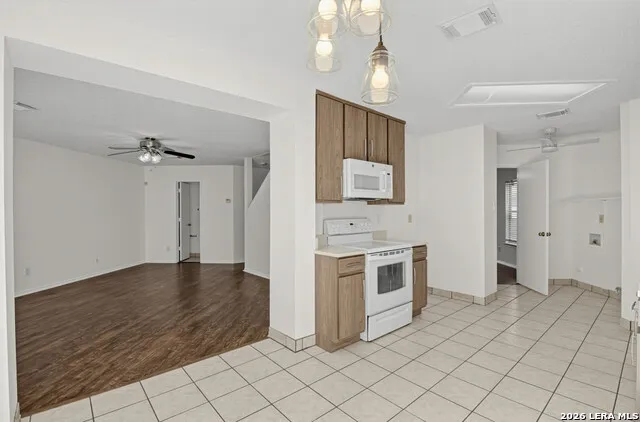10002 SUNSET PL San Antonio, TX 78245