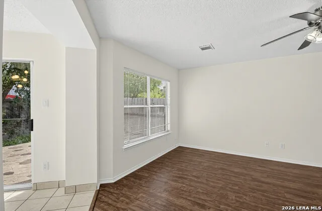 10002 SUNSET PL San Antonio, TX 78245