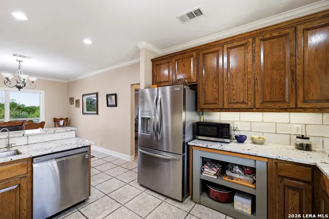 317 WHITE OAK TRL Boerne, TX 78006