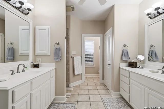 317 WHITE OAK TRL Boerne, TX 78006