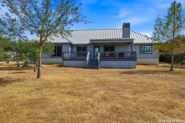 317 WHITE OAK TRL Boerne, TX 78006
