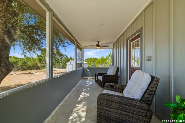 317 WHITE OAK TRL Boerne, TX 78006