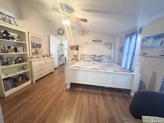 3303 SANDY ELM RD La Vernia, TX 78121