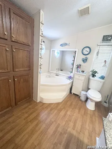 3303 SANDY ELM RD La Vernia, TX 78121