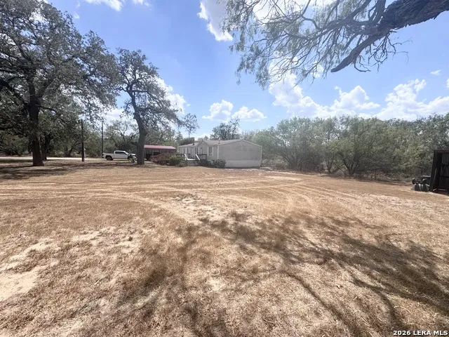 3303 SANDY ELM RD La Vernia, TX 78121