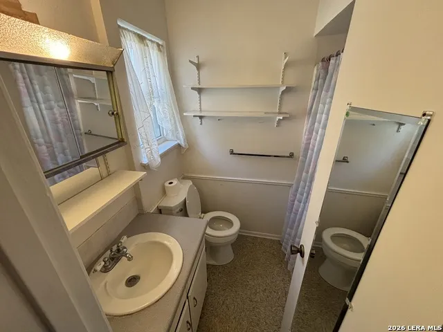 7514 VALLEY OAK ST Live Oak, TX 78233