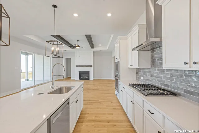 256 Lawrence Drive Castroville, TX 78009