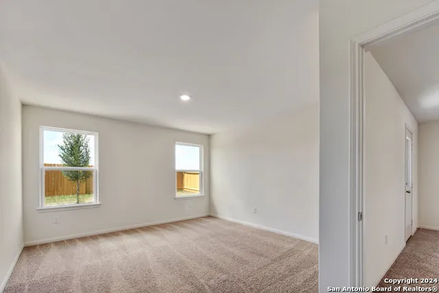 15115 Telfaire Meadow Von Ormy, TX 78073