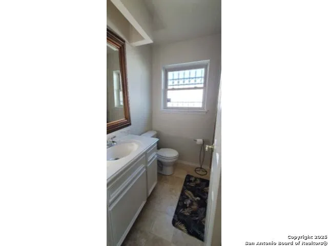 5603 ARNCLIFFE DR Houston, TX 77088