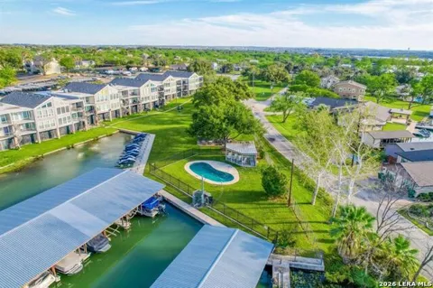 806 Highcrest #19