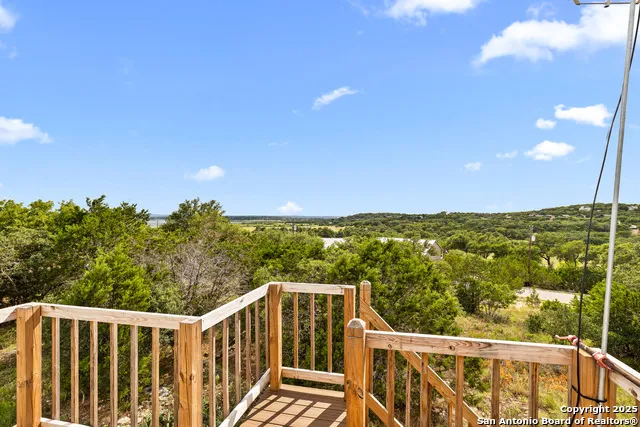 1698 Sorrel Creek Canyon Lake, TX 78133