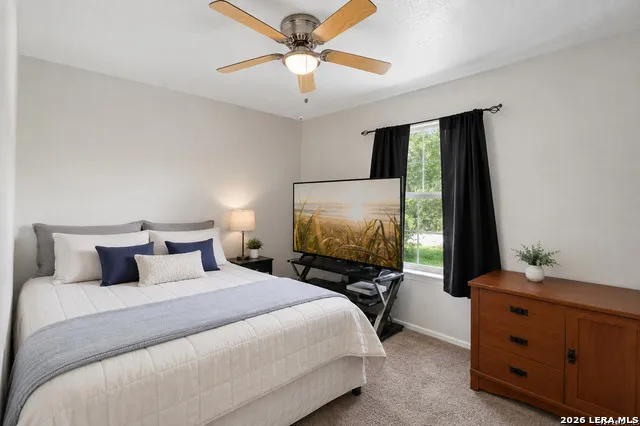 4802 Castle Brg San Antonio, TX 78218