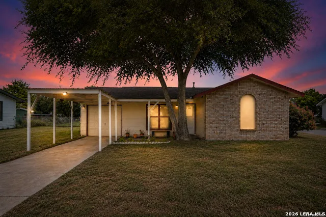 4802 Castle Brg San Antonio, TX 78218
