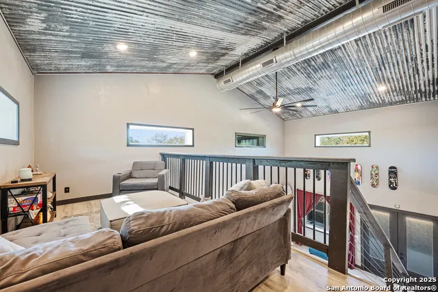144 County Road 7725 Natalia, TX 78059