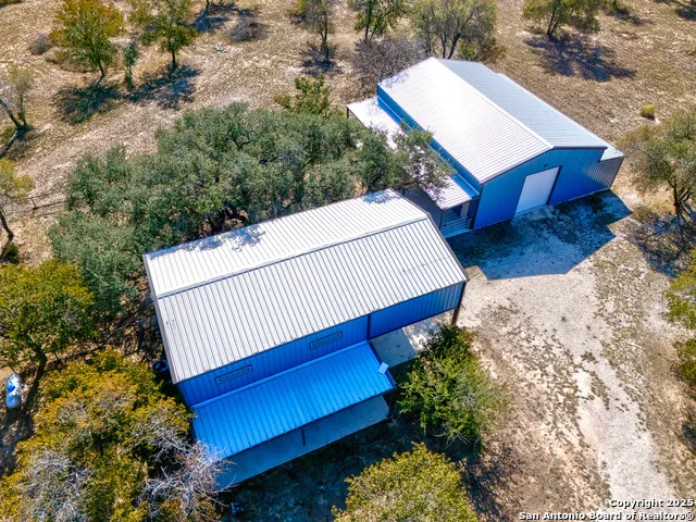 144 County Road 7725 Natalia, TX 78059