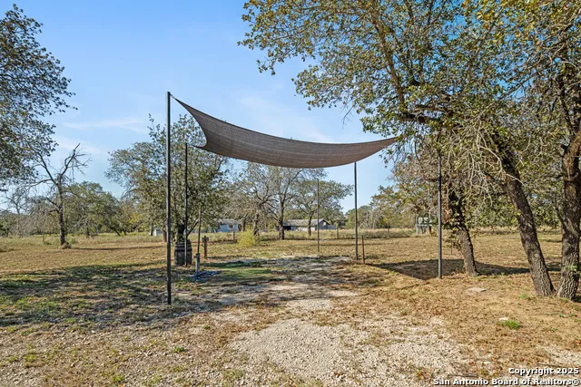 144 County Road 7725 Natalia, TX 78059