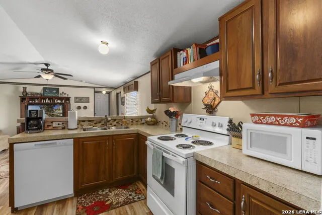 526 Pr 1512 Bandera, TX 78003