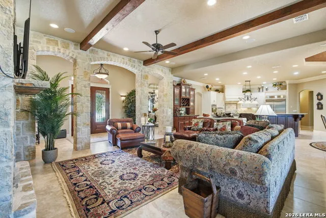 133 MARIPOSA LOOP New Braunfels, TX 78132