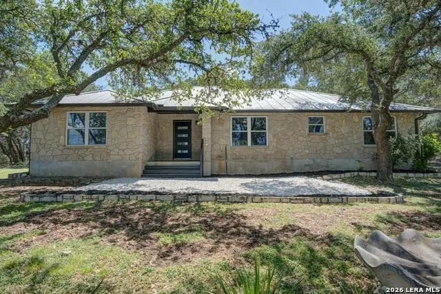 310 remington dr Bergheim, TX 78004