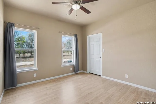 1005 County Road 678 Natalia, TX 78059