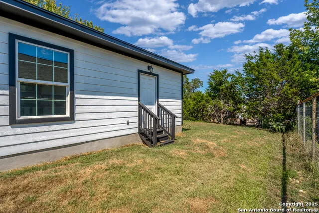 1032 Blueridge Dr Canyon Lake, TX 78133