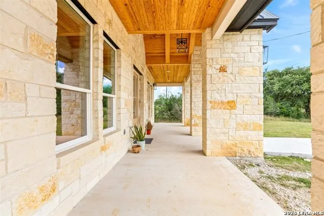 1438 Bottle Springs Rd Bandera, TX 78003