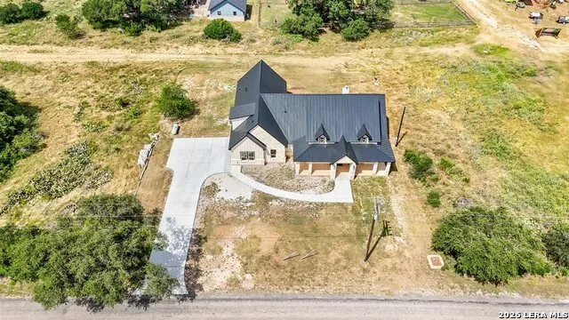 1438 Bottle Springs Rd Bandera, TX 78003