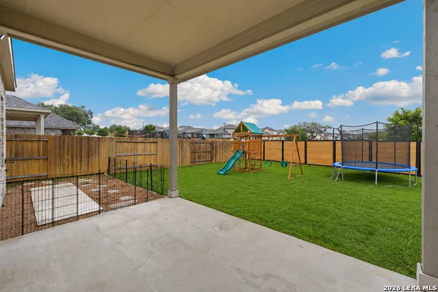 1708 Kneupper Farm New Braunfels, TX 78132