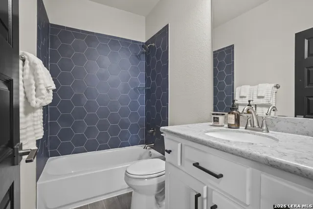 226 Vizcaya Boerne, TX 78006