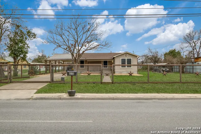 419 Moursund Blvd San Antonio, TX 78221