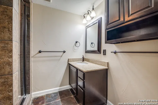 419 Moursund Blvd San Antonio, TX 78221