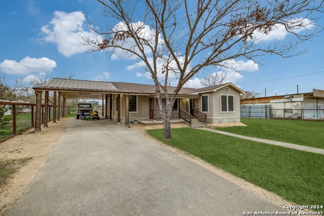 419 Moursund Blvd San Antonio, TX 78221