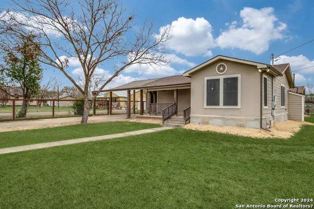 419 Moursund Blvd San Antonio, TX 78221