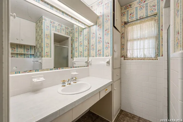 25 Labus Ln Floresville, TX 78114