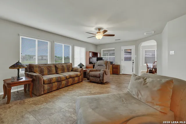 2554 Dove Crossing Dr New Braunfels, TX 78130