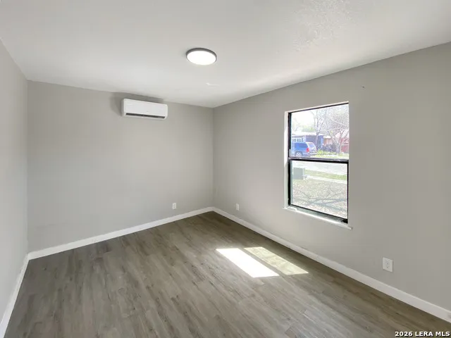 5423 Indian Desert San Antonio, TX 78242