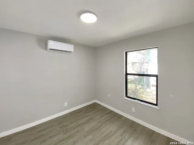 5423 Indian Desert San Antonio, TX 78242