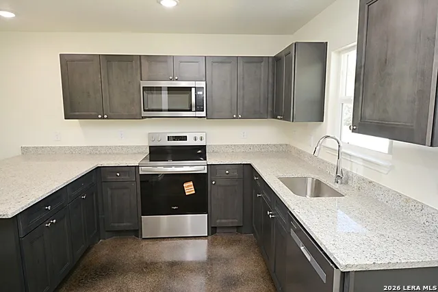 3139 Western Skies Spring Branch, TX 78070