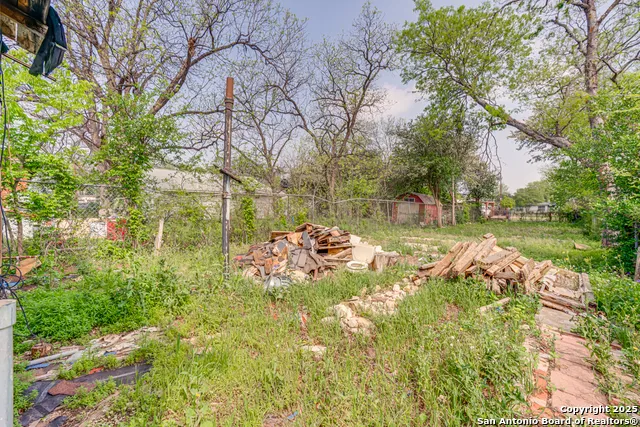 423 Hazel San Antonio, TX 78207